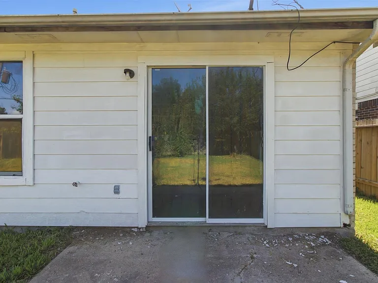 15738 Boonridge Rd — Photo 24