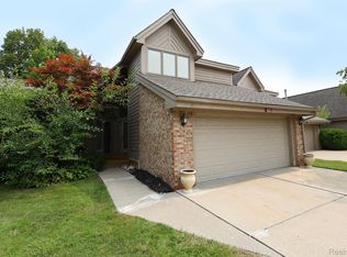 29666 S Meadowridge, Farmington, MI