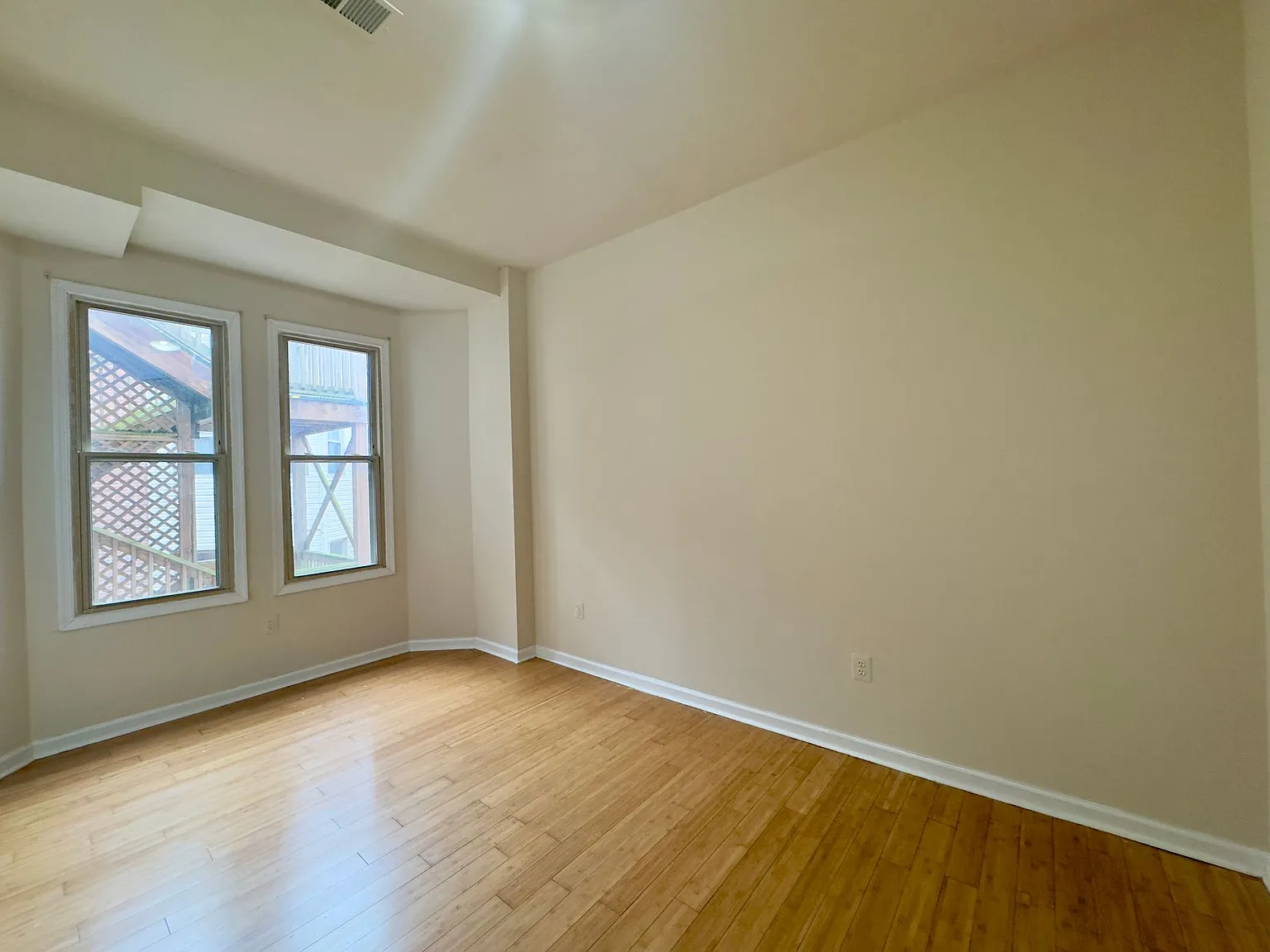 Apartments in Reservoir Hill, Baltimore, MD! — Photo 3