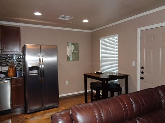 4th image of 10001 Pantherway #106