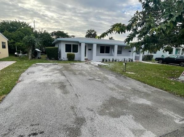 1961 NE 25th Ave