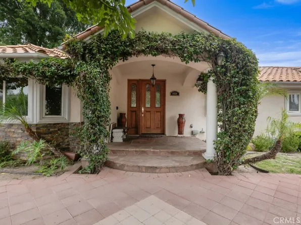 8836 Enfield Ave, Northridge, CA 91325