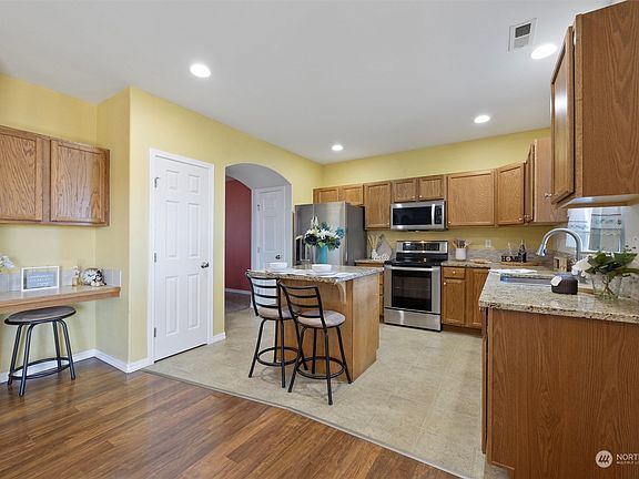 2nd image of 533 N Florida Drive