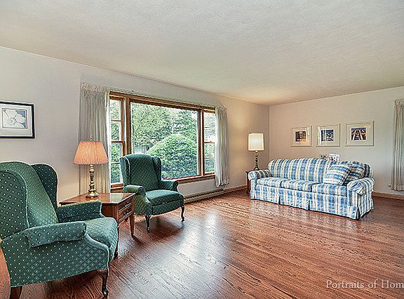 4th image of 354 N Stewart Ave