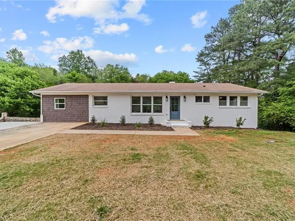 1055 State Highway 22 S, Ramseur, NC 27316