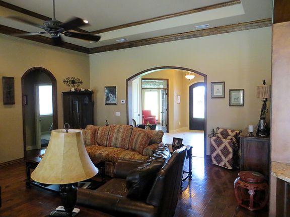 4th image of 3 Meadow Green Ct