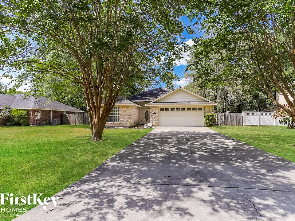 7122 Woodland Oaks