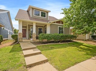 10012 Hanover Dr, Aubrey, TX 76227