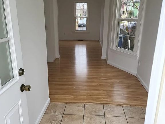 3rd image of 141 Greenwich Ave #Sf