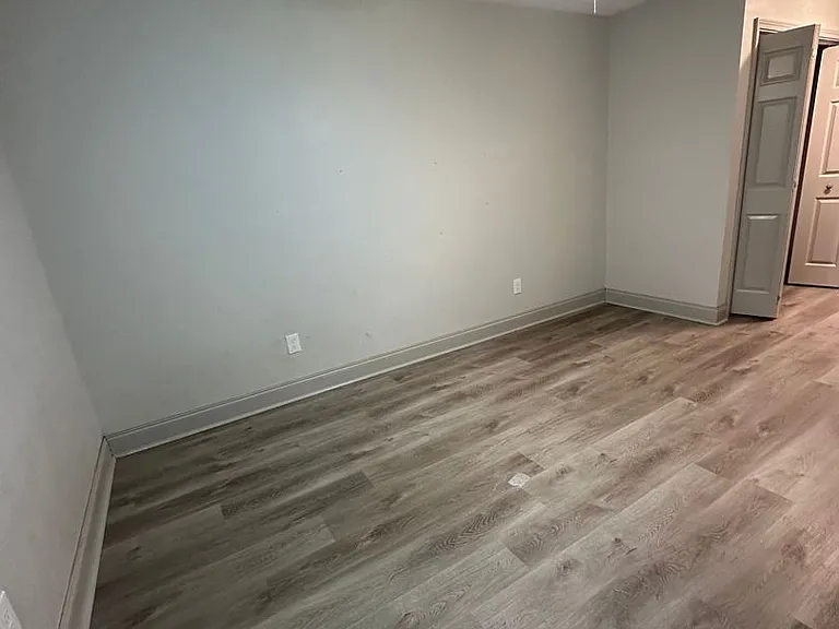 1406 Memory Ln — Photo 21