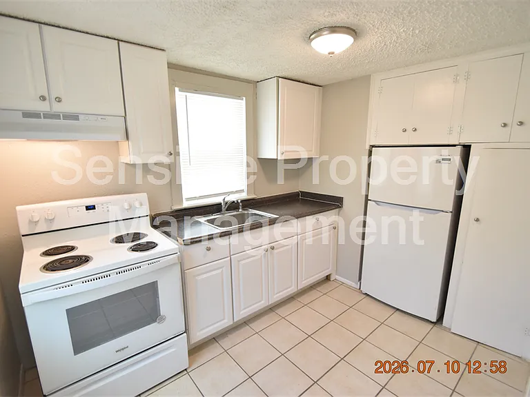 1156 Sunset Point Rd #A — Photo 8