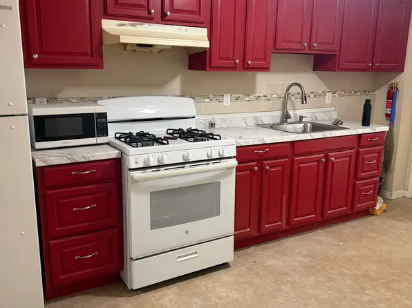 219 Cleveland Ave, Harrison, NJ 07029