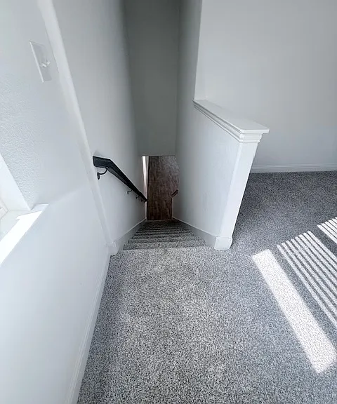 733 Santa Lucia Dr — Photo 23