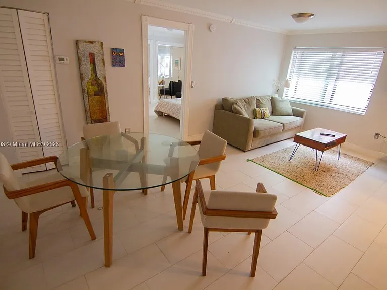 753 Michigan Ave #2C — Photo 18