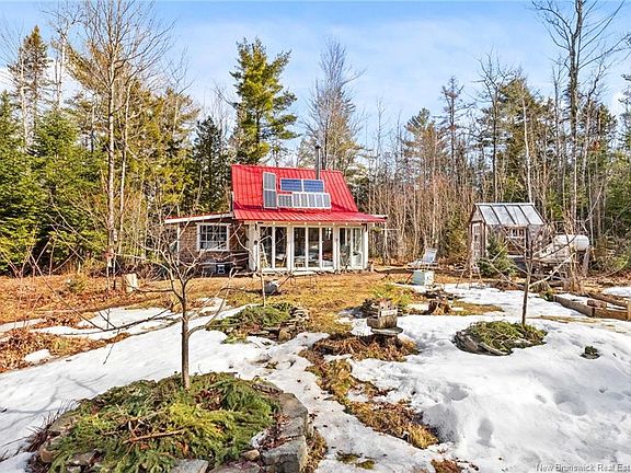 3rd image of 225 Cumberland Point Rd