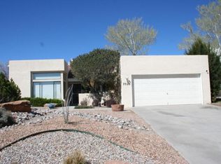 7529 Deerfield Rd NW, Albuquerque, NM 87120