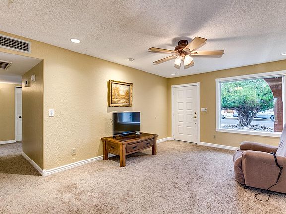 4th image of 2652 E Hopi Ave
