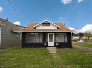 2405 Harrisburg Rd NE, Canton, OH 44705