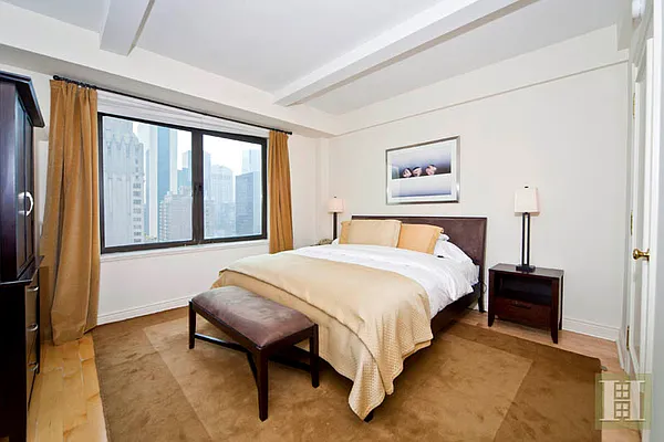 Rented by Halstead Real Estate | media 11