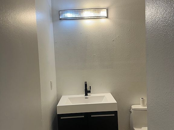4th image of 52810 Avenida Vallejo