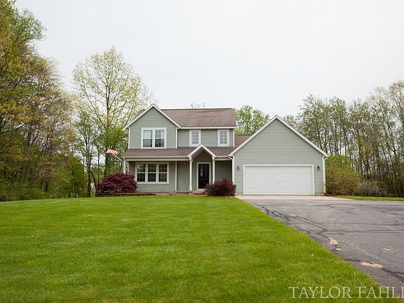2nd image of 1155 Paige Ln