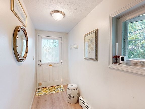 4th image of 1 Zabriskie Dr APT E