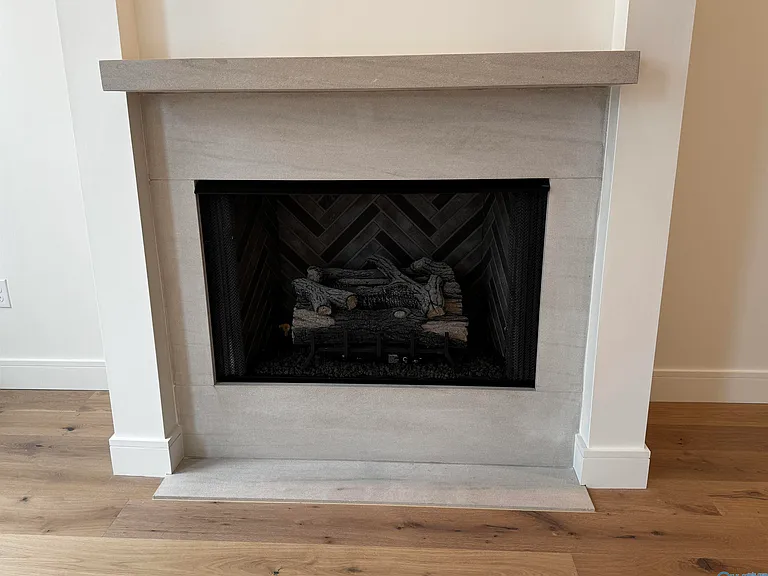 230 Washington St — Photo 13