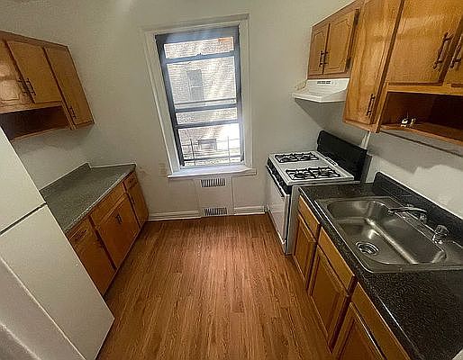1st image of 85-20 Elmhurst Ave #4C