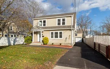 39 Case Ave #2