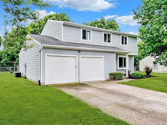 2nd image of 9412 Bent Brook Dr