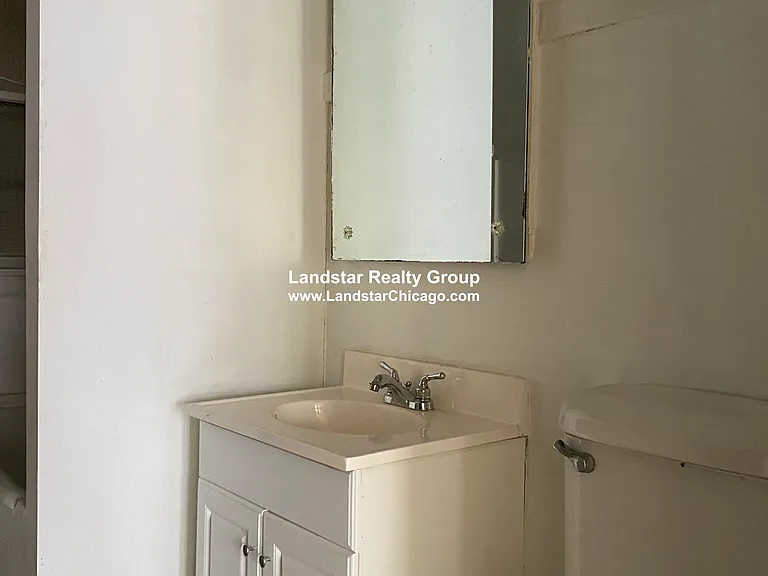 5023 N Winchester Ave #2 — Photo 8