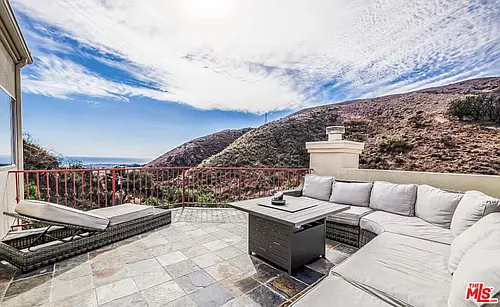 4345 Escondido Trl Photo 1