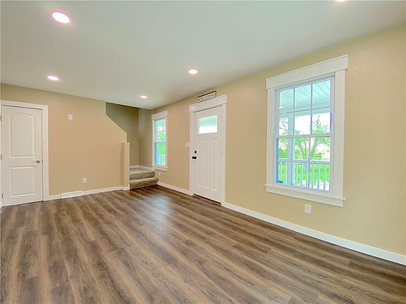 5th image of 120 Naponic Ln