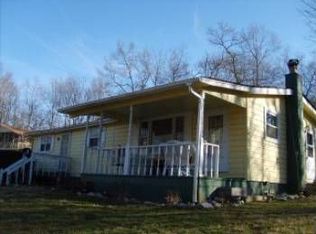 111 Meadow View Rd, Spruce Pine, NC 28777