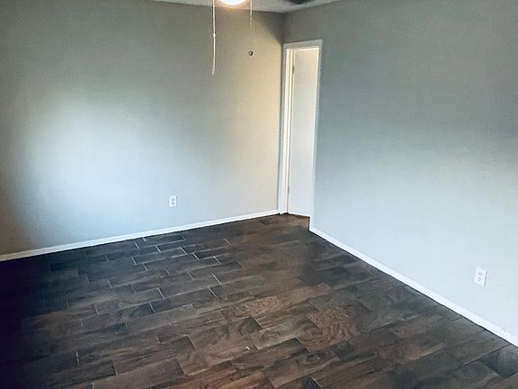 3rd image of 1224 Neptune St