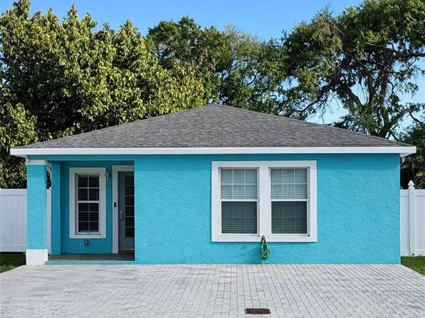 2715 Bel Aire Cir, Tampa, FL 33614