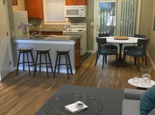 2819 NE Flanders St APT 2, Portland, OR 97232