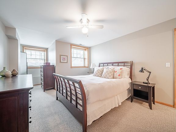 4th image of 6151 N Glenwood Ave #105