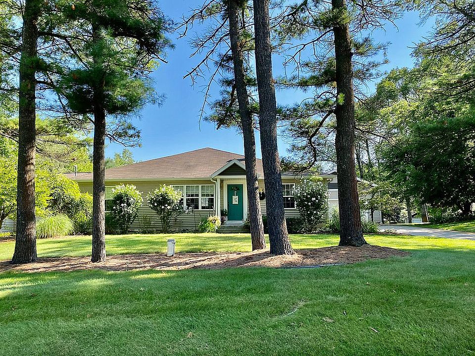 1st image of 16166 Lake Michigan Dr