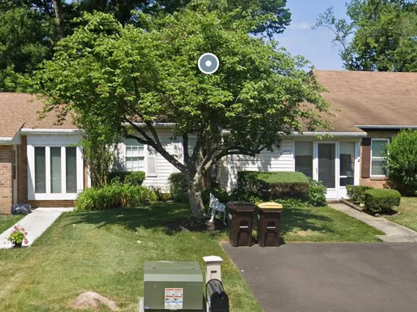 2472 Webster Ct, Bensalem, PA 19020