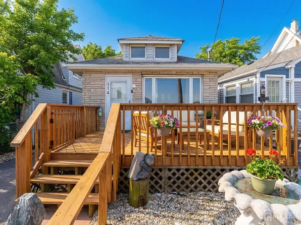 114 Shoreland Cir, Laurence Harbor, NJ 08879