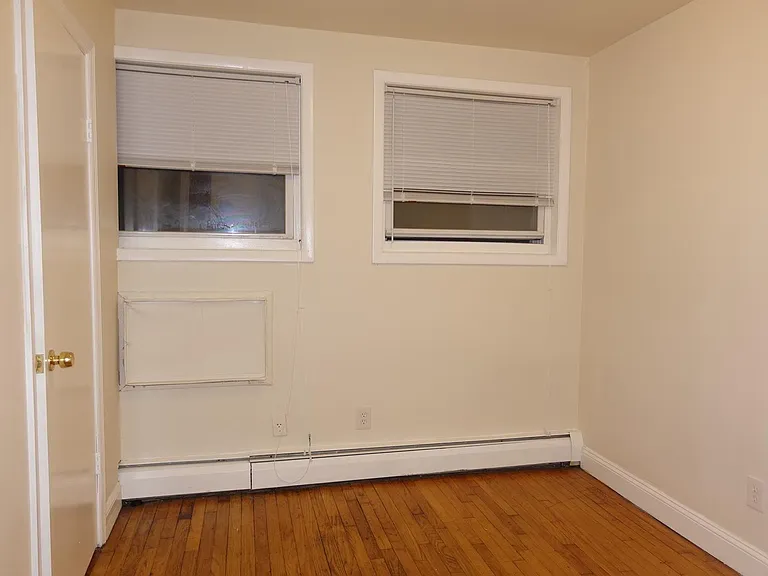 423 Avenue C #102 — Photo 9