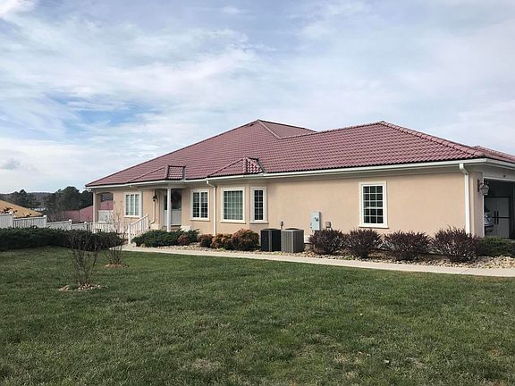 3rd image of 1019 San Marcos Ct