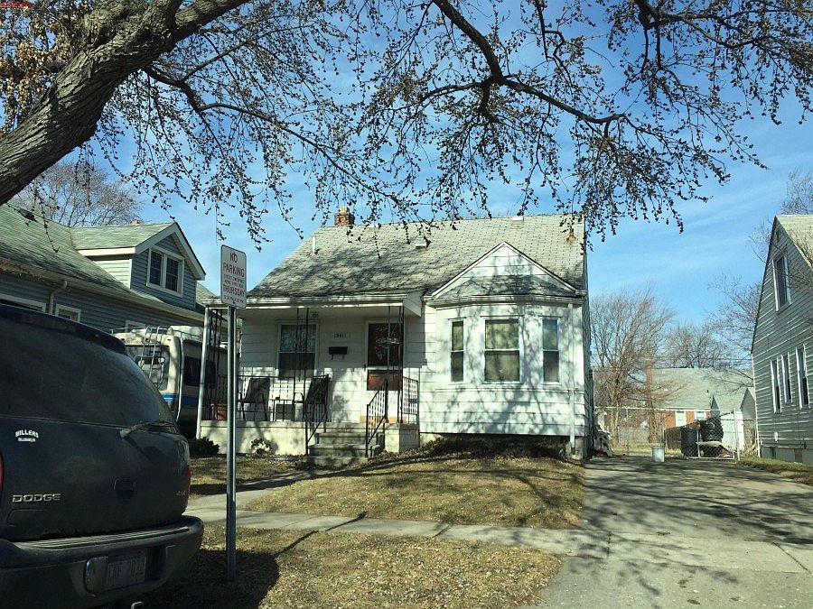 1st image of 19011 Wood St