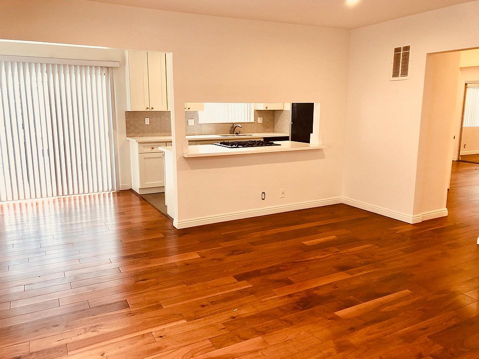 1st image of 1343 N Martel Ave APT 8