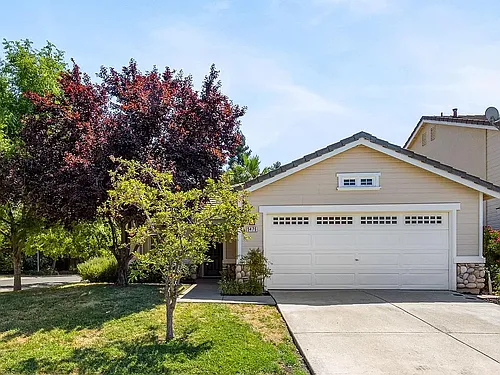 5476 Banderas Way Photo 1