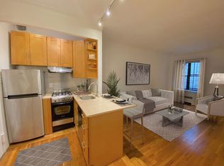 152 W 20th St #1D, New York, NY 10011