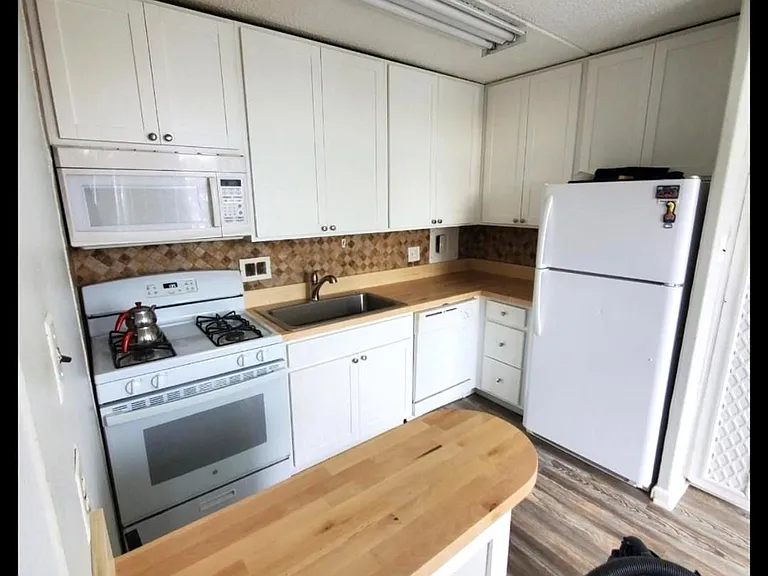 427 Playa Del Sol — Photo 12