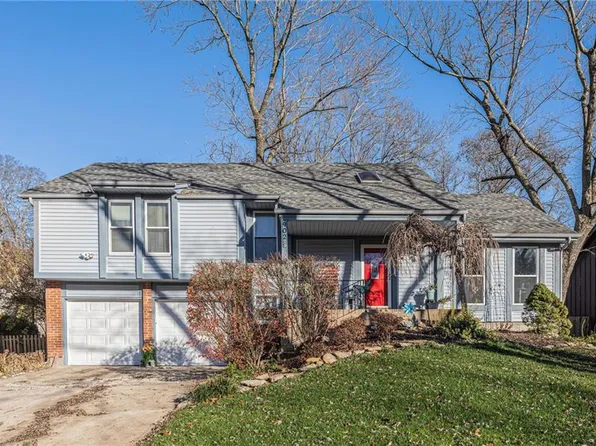 9029 Acuff Ln, Lenexa, KS 66215