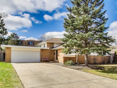 362 N Willow Wood Dr, Palatine, IL, 60074